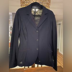 AA Platinum MotionLite Show Coat